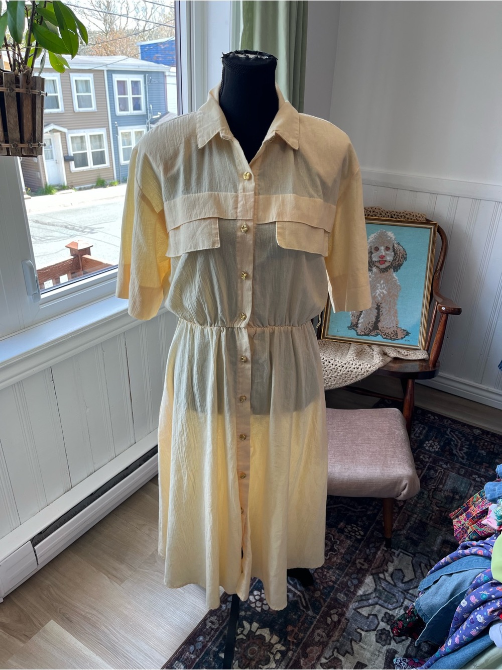 Women’s Vintage Buttery Yellow Button-Front Summer Dress size Medium